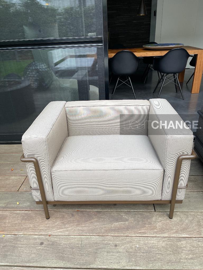Cassina LC3 Outdoor stoelen NIEUW in doos OUTLET -46% -50%, Neuf, Chaise, Aluminium, Enlèvement