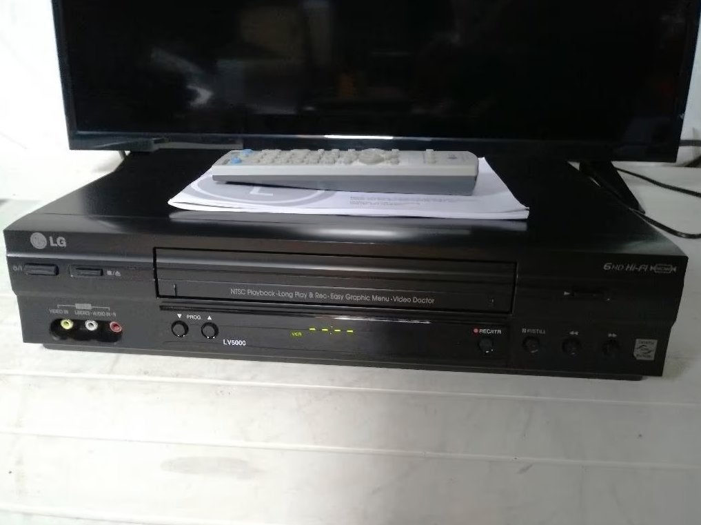 LG LV5000 6-kops HiFi stereo videorecorder, Ophalen of Verzenden, Zo goed als nieuw, VHS-speler of -recorder