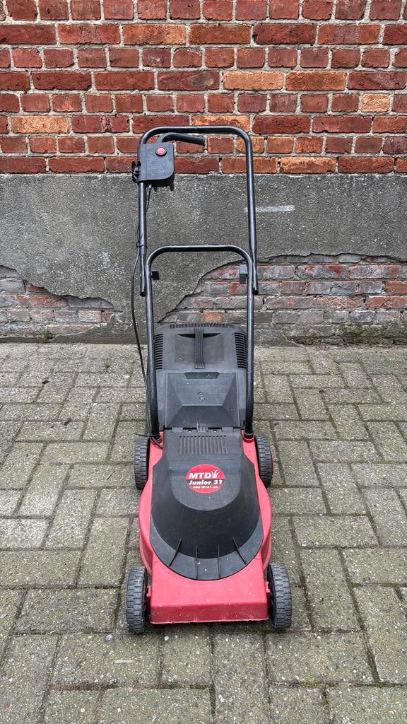 MTD Grasmachine elektrisch junior 31, Tuin en Terras, Ophalen, Gebruikt, 30 t/m 39 cm, Elektrische grasmaaier