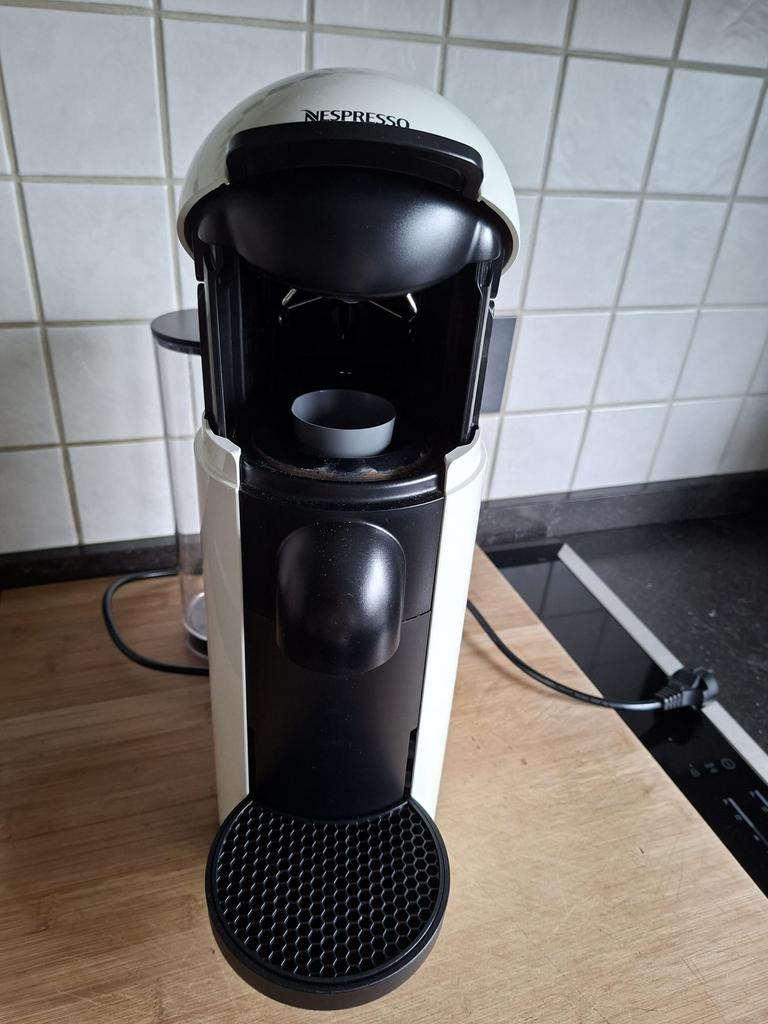 Nespresso vertuo, Gebruikt, Espresso apparaat, Ophalen of Verzenden, 1 kopje