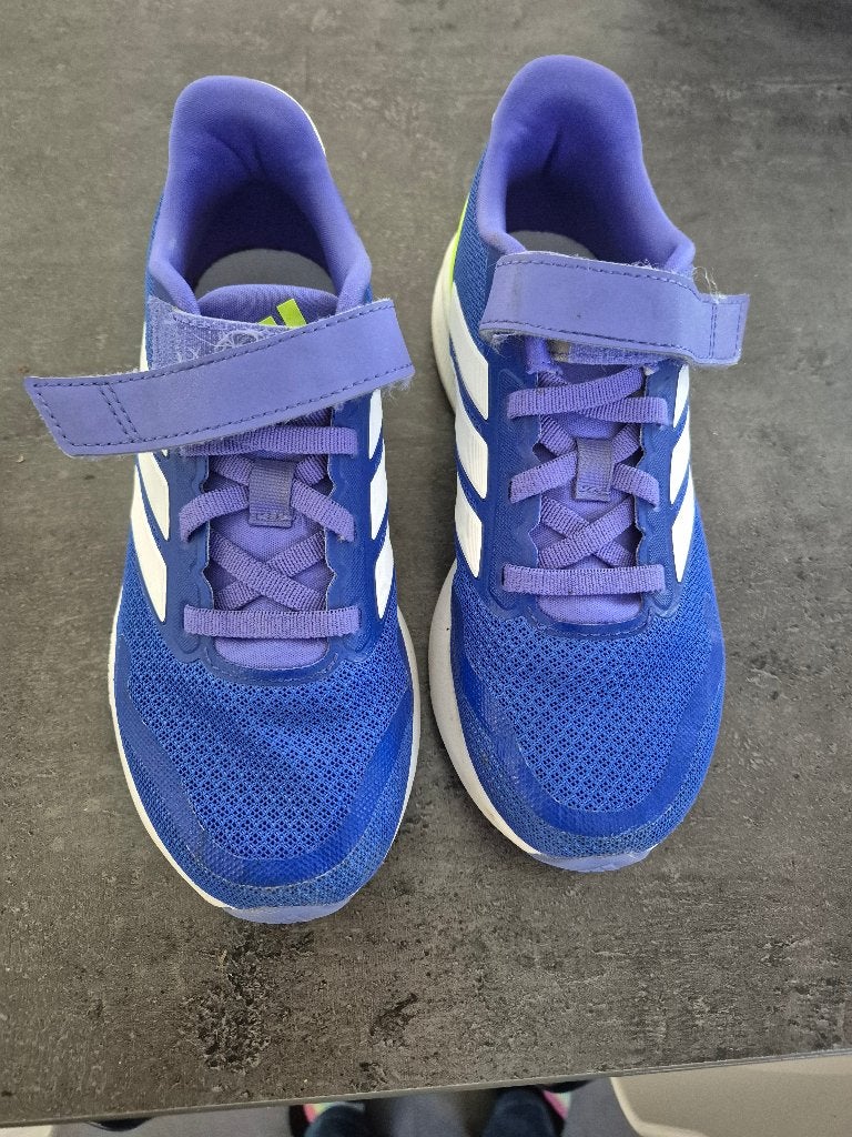 Sportschoenen Adidas, Ophalen, Adidas, Gebruikt, Sportschoenen