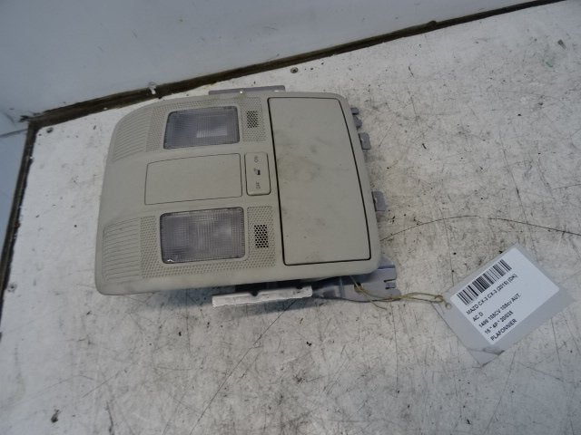 ECLAIRAGE DE PLAFONNIER Mazda CX-3 (01-2015/01-2018), Utilisé, Mazda
