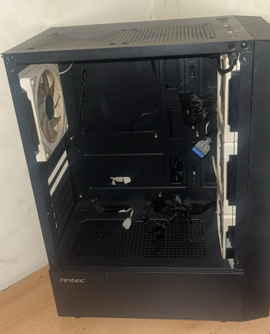 Pc case met power suply, Computers en Software, Computerbehuizingen, Ophalen, Zo goed als nieuw