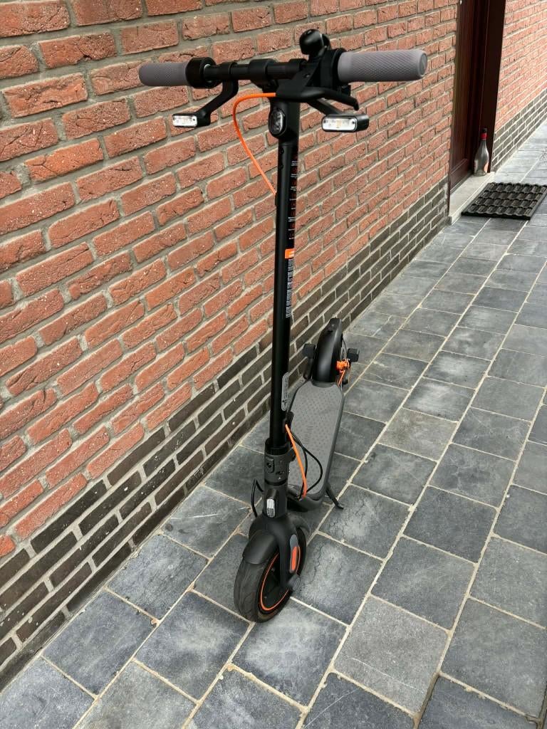 ELEKTRISCHE STEP, Fietsen en Brommers, Ophalen, Nieuw, Elektrische step (E-scooter)