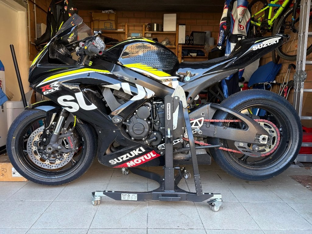 GSX‑R 750 K8 préparation circuit + tout le nécessaire avec, Motos, Motos | Suzuki, 750 cm³, Occasion, Super Sport, Particulier