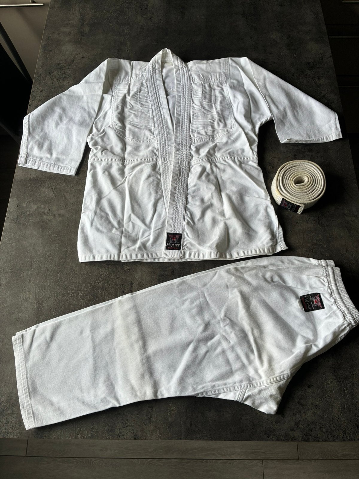 Jiu-jitsu kledij maat:120cm., Sports & Fitness, Enlèvement ou Envoi, Comme neuf, Jiu Jitsu, Vêtements d'arts martiaux