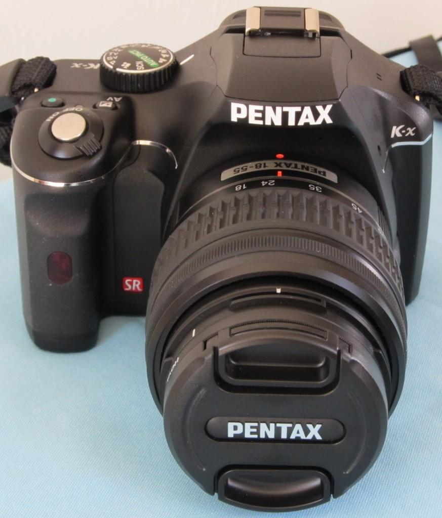 Pentax K-X DSLR camera + 3 lenzen + LowPro fototas, 12 Mégapixel, Enlèvement, Utilisé, 8 fois ou plus