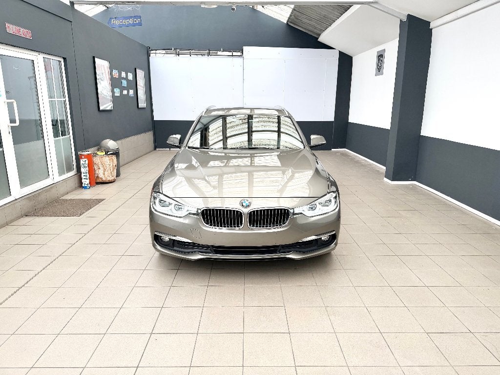 BMW 318 dA Touring Luxury 09/2015 "143.000Km"Carnet Euro 6b, 1995 cc, Euro 6, 4 cilinders, Beige