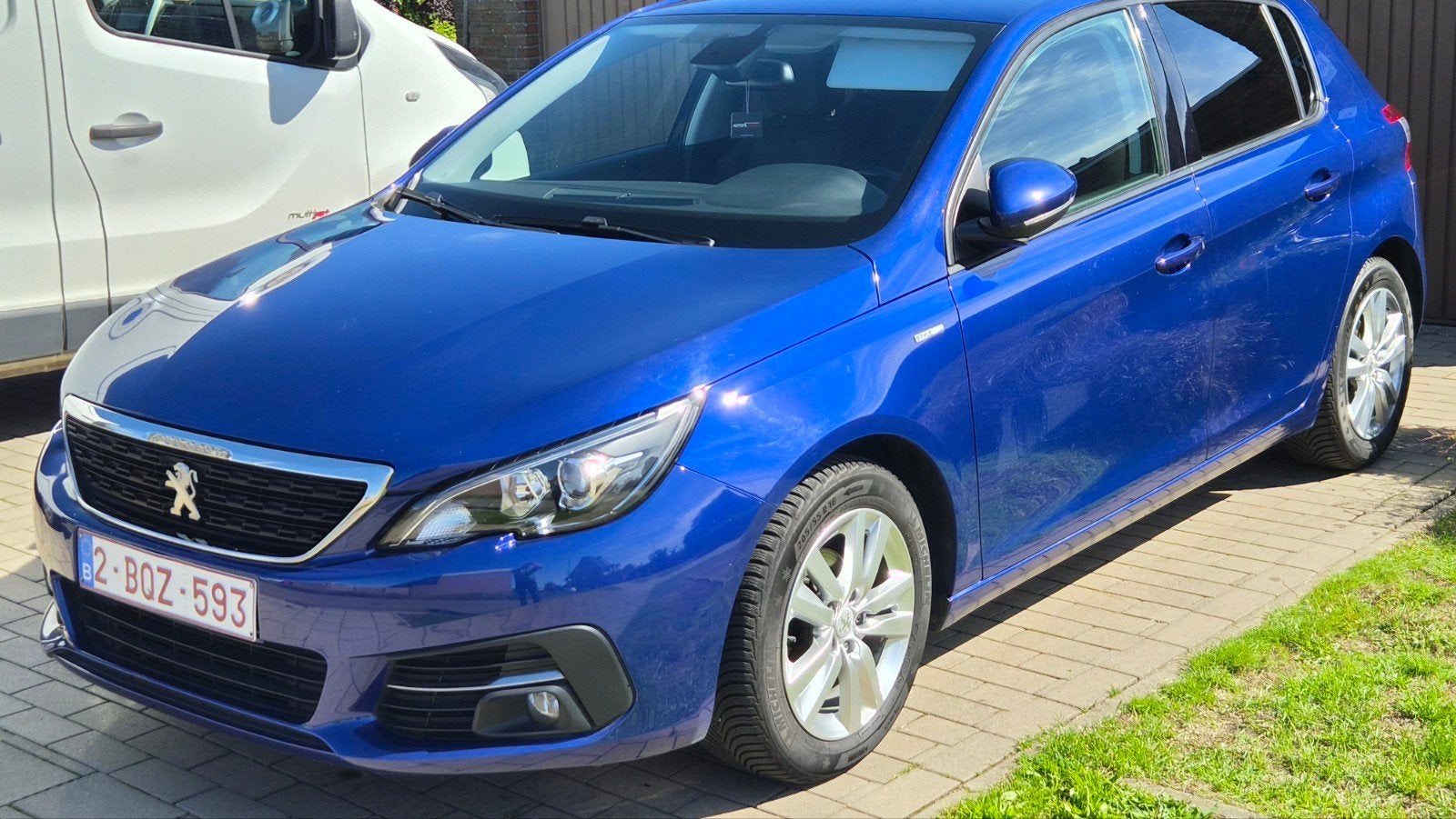 2018 Peugeot 308 STYLE 1.2i Turbo MET 128.579 dkm, Autos, Achat, Euro 6, Boîte manuelle, 5 portes
