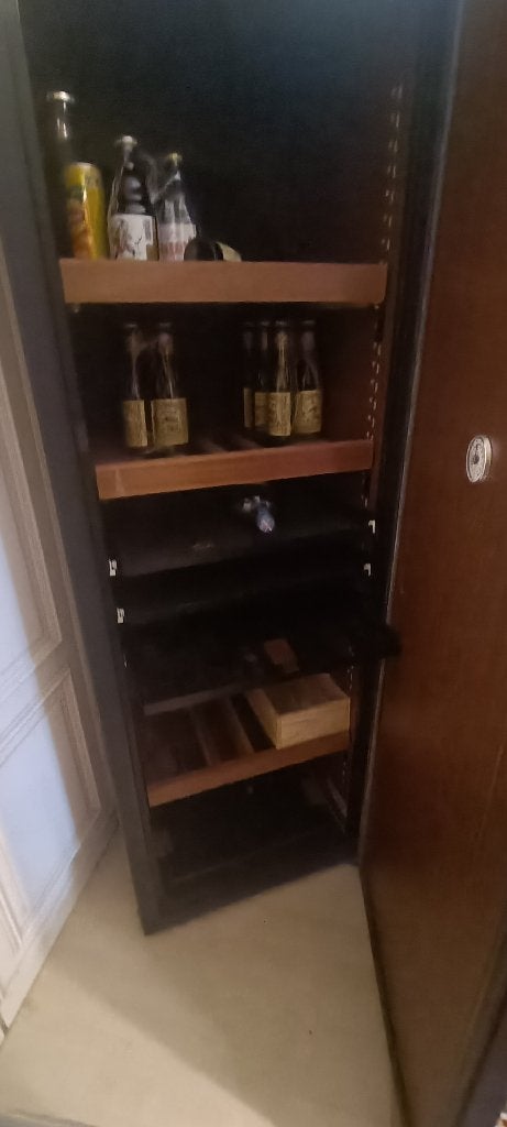 wijnkelder, Huis en Inrichting, Kasten | Overige, Ophalen, Zo goed als nieuw