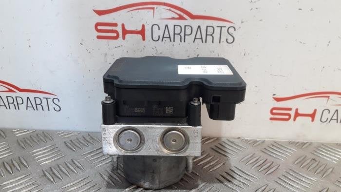 Pompe ABS d'un Mercedes A-Klasse, 3 mois de garantie, Utilisé, -, -