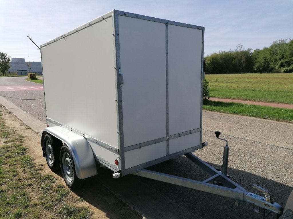 Remorque 2 essieu 750 kg non freinée état impeccable, Enlèvement ou Envoi, Comme neuf