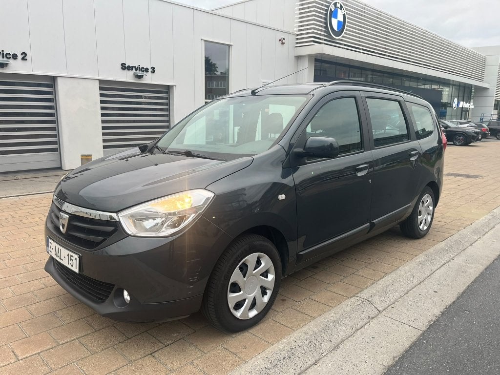 Dacia Lodgy 1.2 TCe Prestige 5pl., Auto's, Voorwielaandrijving, 4 cilinders, 1198 cc, Zwart
