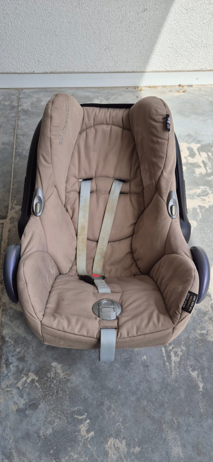 Maxi cosi, Ophalen