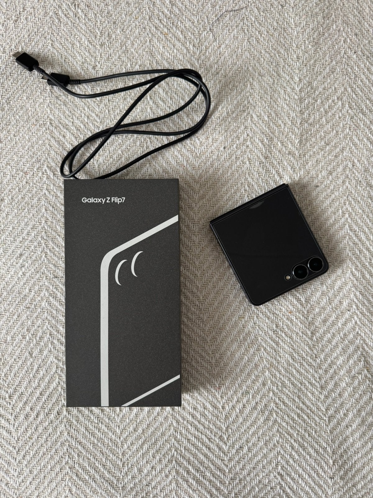 Samsung Galaxy Z Flip 7 - 256GB (als nieuw, onder garantie), Ophalen, Zo goed als nieuw, Galaxy Z Flip