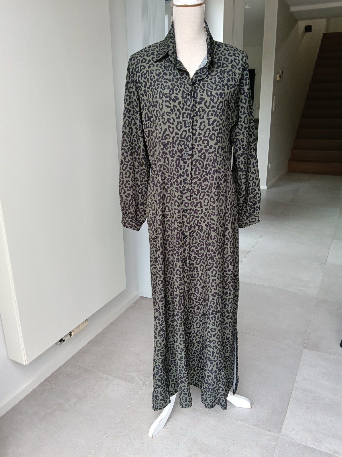 Lange jurk groen/zwart van Terra Di Siena, Kleding | Dames, Maat 38/40 (M), Terra di Siena, Ophalen of Verzenden, Zo goed als nieuw