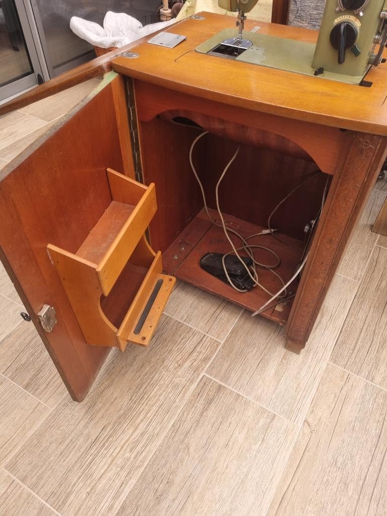 Anker naaimachine,, Antiek en Kunst, Ophalen of Verzenden