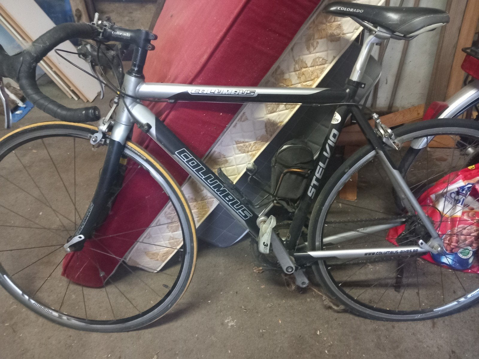 Vélo de course rétro, pneus Shimano noirs, Enlèvement, Utilisé