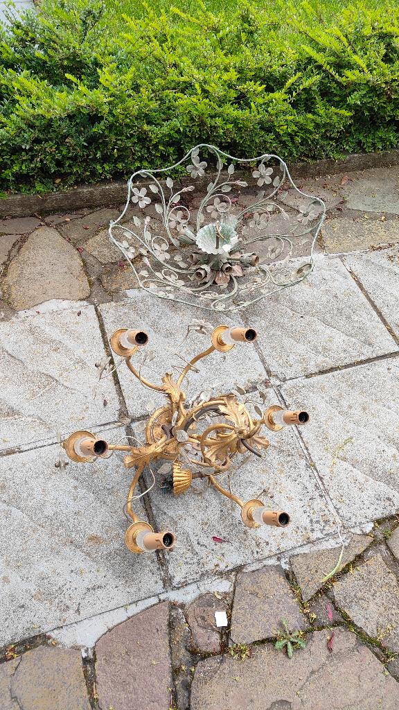 2 antique Chandeliers, Ophalen
