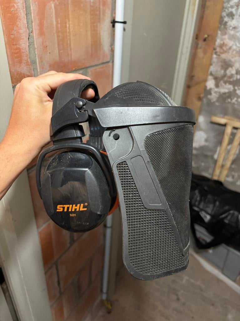 Cache-oreilles Stihl, Enlèvement, Comme neuf