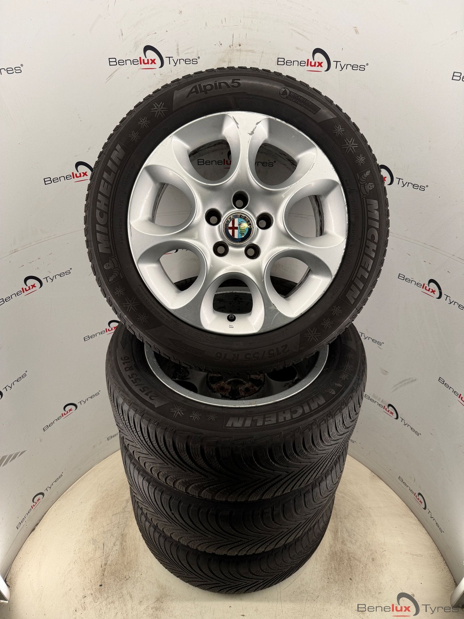 origineel winter Alfa Romeo 159 Giulietta AlfaRomeo snow ms, -, Banden en Velgen, Gebruikt, 215 mm