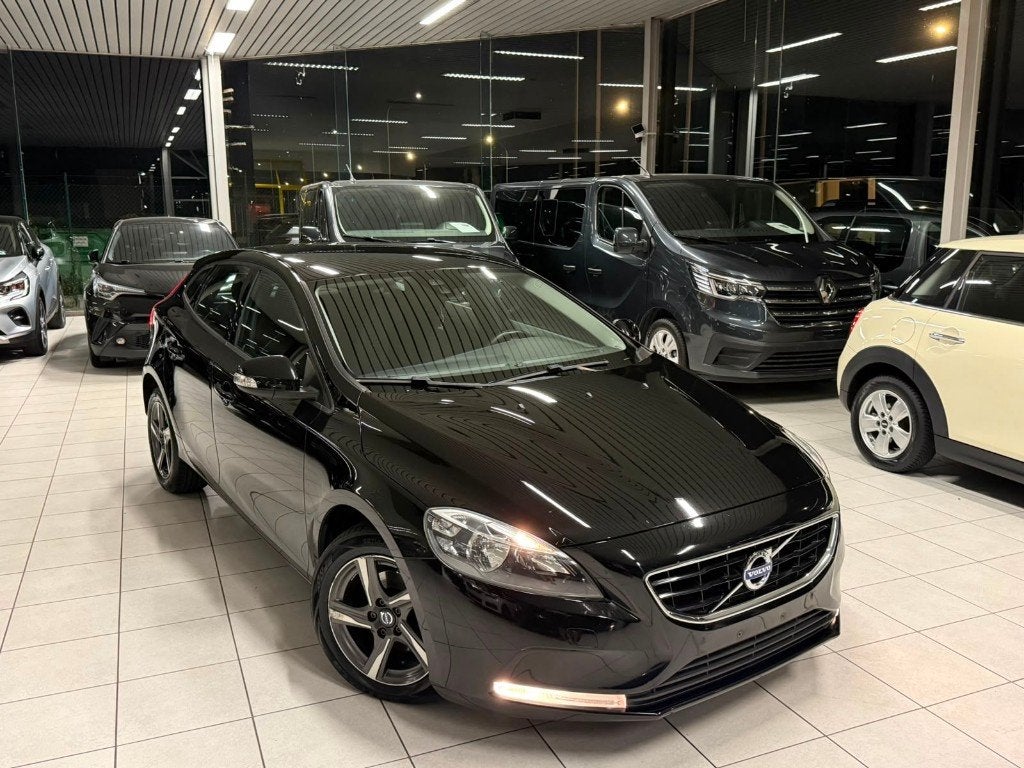 Volvo V40 D2 2.0D 88kW Euro 6b, Achat, Euro 6, 5 portes, Diesel