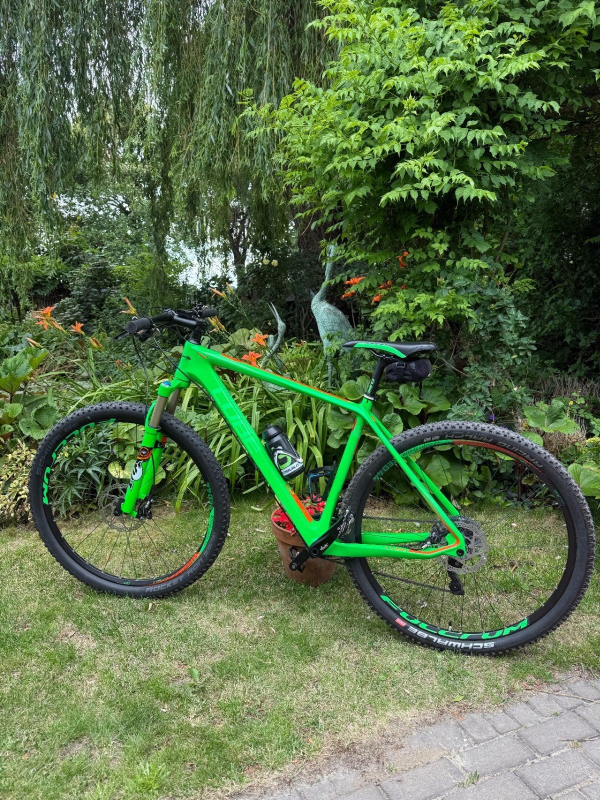 Vélo de montagne Cube XL, roues 29 pouces, cadre 21 pouces, Enlèvement