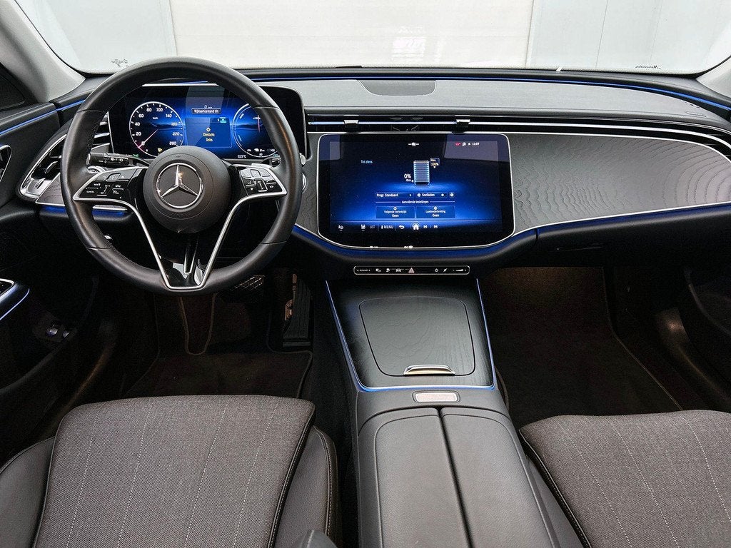 Mercedes-Benz E-Klasse 300 e Break Luxury Line Distronic | S, Autos, Achat, Noir, 5 portes, https://public.car-pass.be/vhr/54252385-77b4-43aa-b878-fbcc84307512