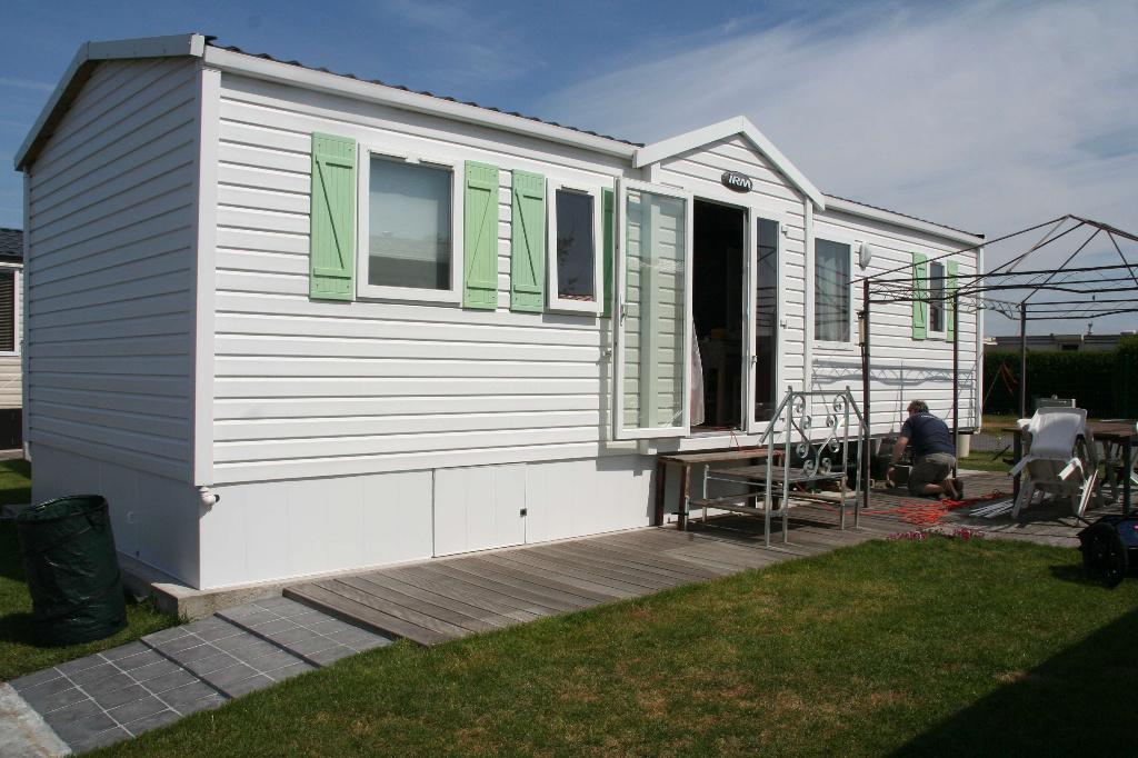 stacaravan en plaats op camping duinezwin in Bredene, Meer dan 6