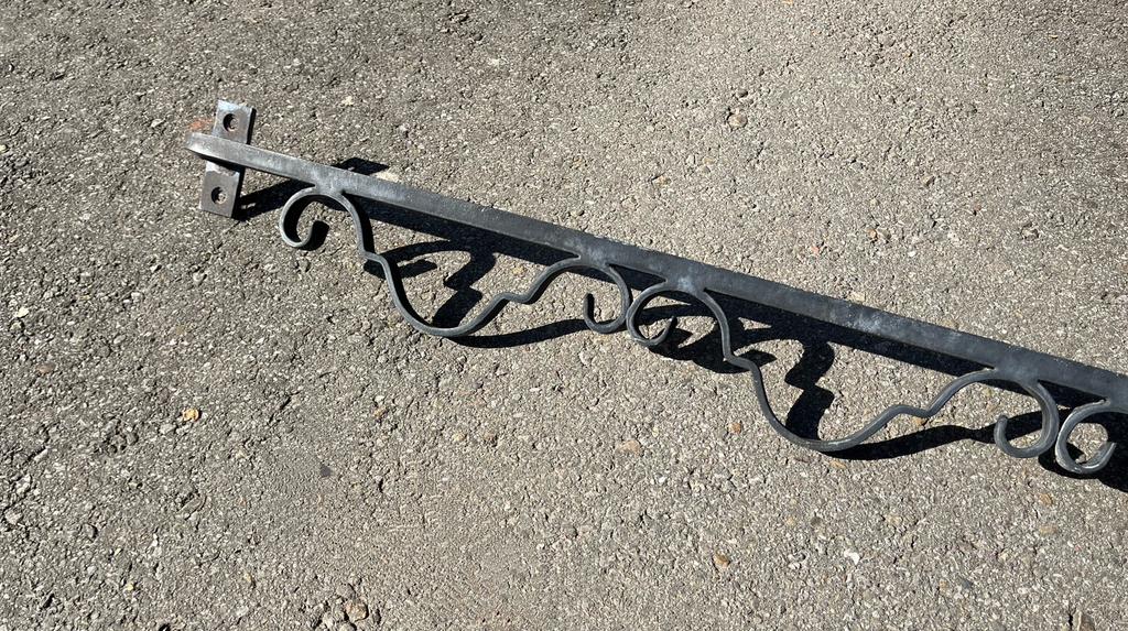 Support jardinière en fer forgé, Enlèvement, Utilisé
