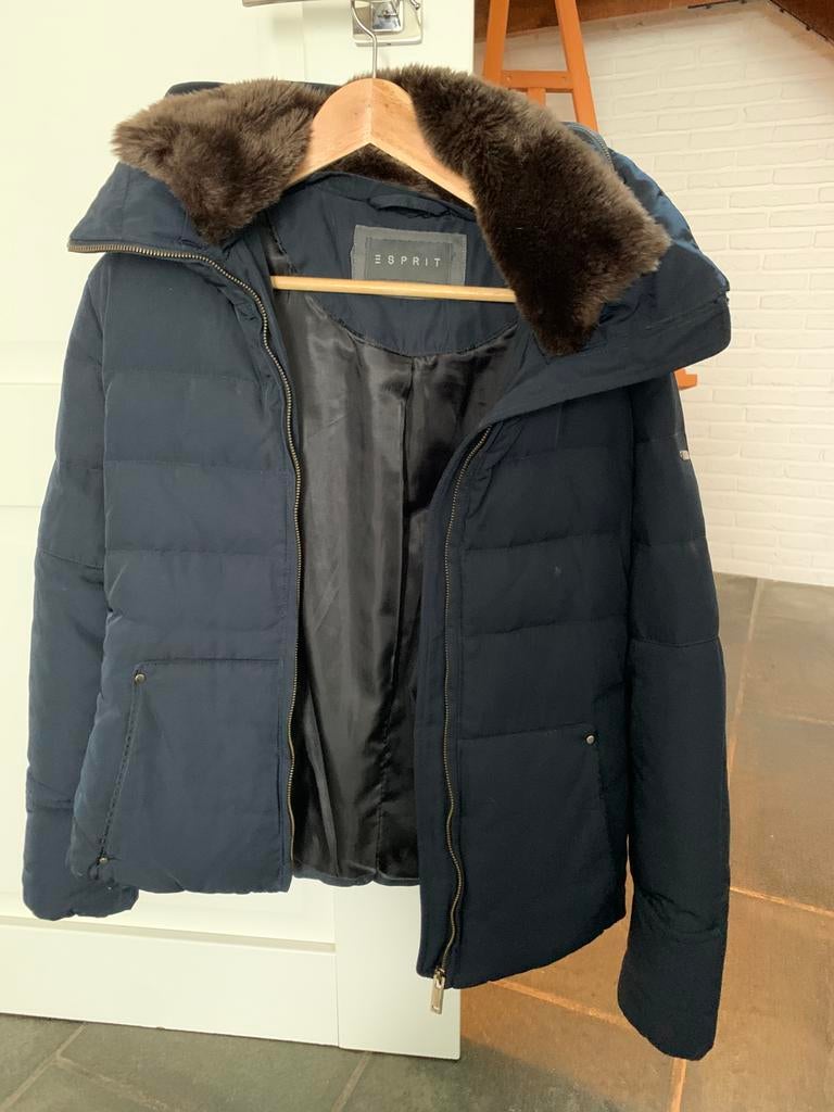 Veste hiver - Esprit taille 38, Enlèvement, Comme neuf