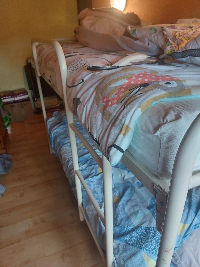 Stapelbed wit frame, Kinderen en Baby's, Kinderkamer | Stapelbedden en Hoogslapers, Ophalen, Gebruikt, Stapelbed