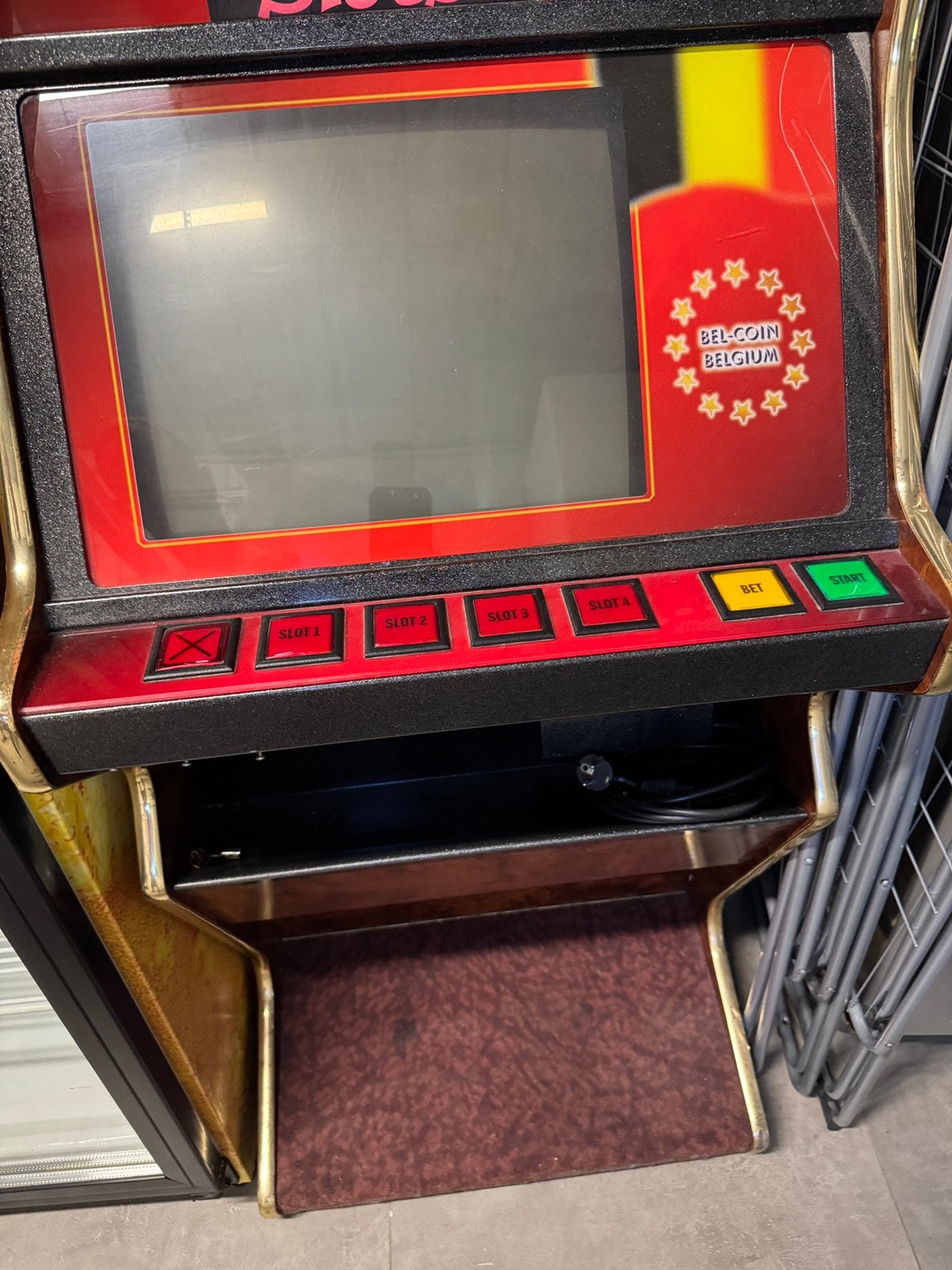 Gokkast Slotmachine Belcoin, Euro, Ophalen, Zo goed als nieuw, Met sleutels