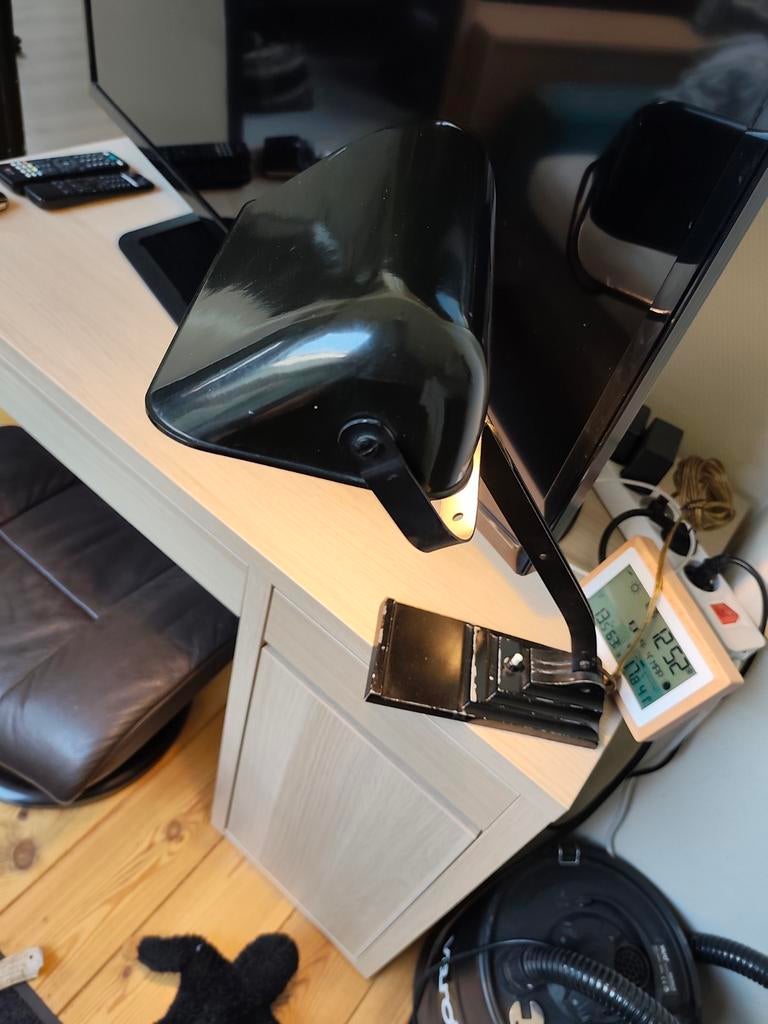 Lampe Erpe, Enlèvement