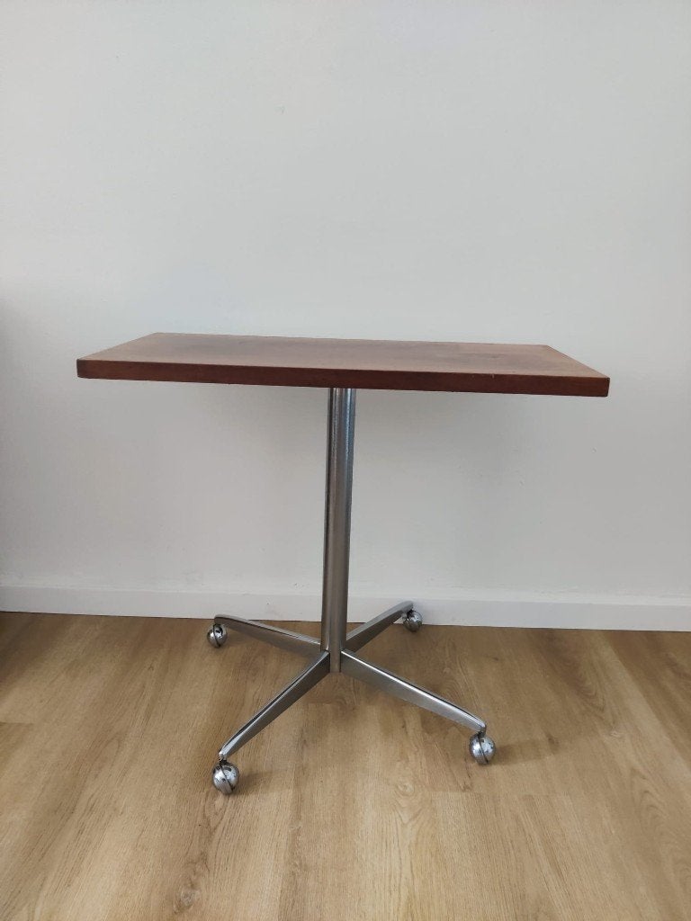TV-tafel / Bijzettafel op wieltjes, Ophalen, Gebruikt, Rechthoekig