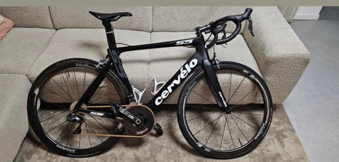 Cervélo S5 carbon maat 54 + elektrische oplader, Fietsen en Brommers, Ophalen, Zo goed als nieuw
