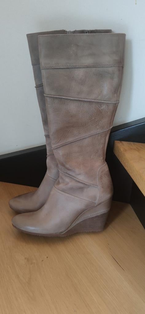 Chaussures compensées en cuir beige - Taille 37, Enlèvement, Beige