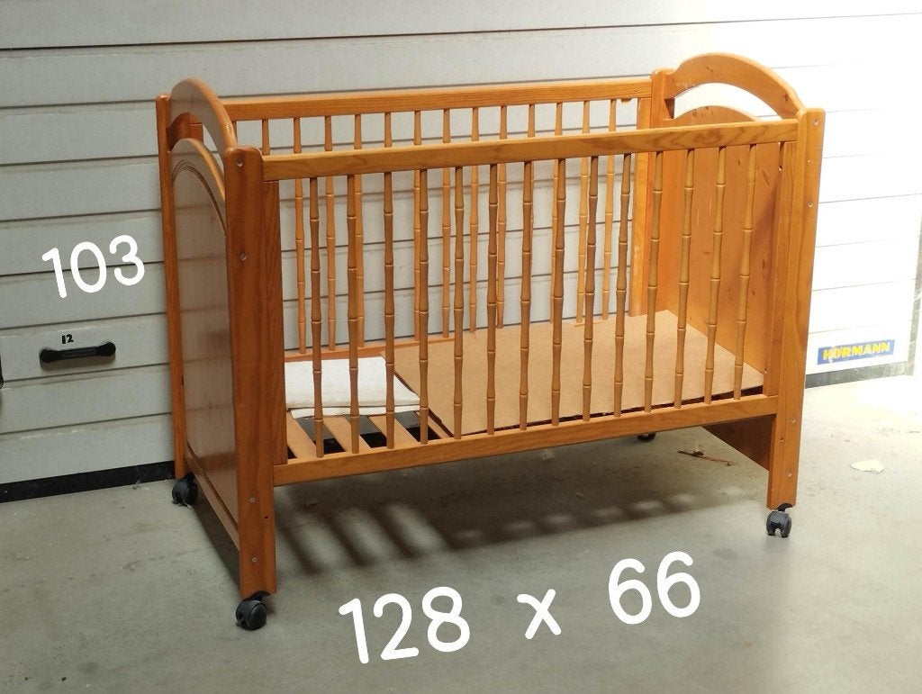 Kinderbed - Kribbe - Kind, Ophalen