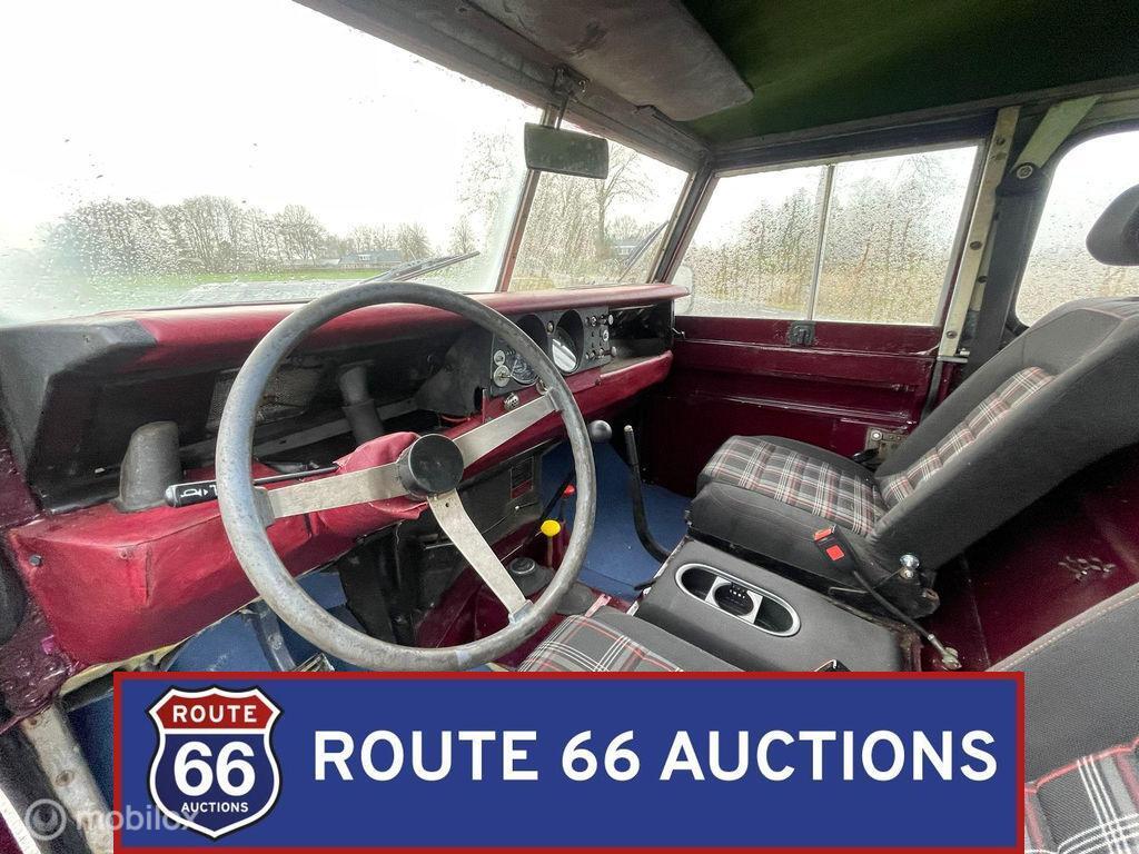 Land Rover Series III | 1972 | Route 66 Auctions, Auto's, Land Rover, Zwart, Bedrijf, Handgeschakeld