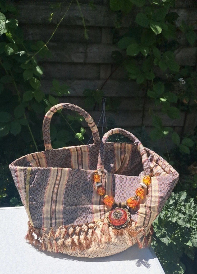 Prachtige Ibiza / Boho Strandtas/ boodschaptas/ picknick, Huis en Inrichting, Woonaccessoires | Schalen en Manden, Ophalen