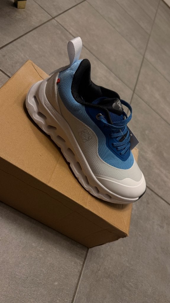 Over X Loewe, On X Loewe, Blauw, Nieuw, Ophalen of Verzenden