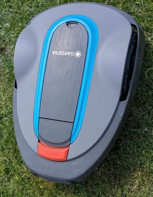 Robotmaaier Gardena Sileno City met garage, Ophalen, Zo goed als nieuw