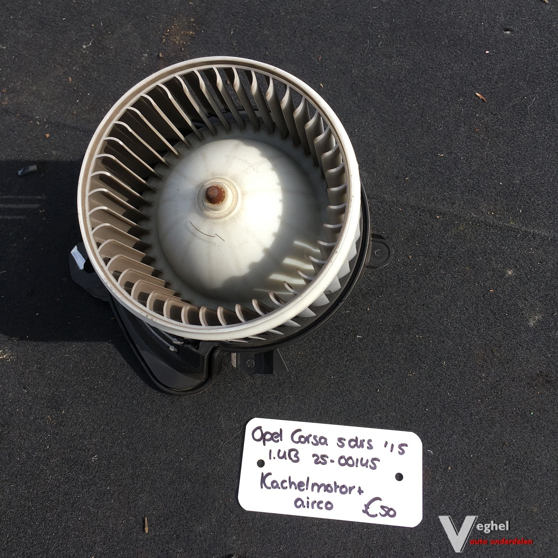 Opel Corsa E 5 drs 1.4B 2500145 2015 Kachelmotor (airco), Gebruikt, -, -, Ophalen of Verzenden