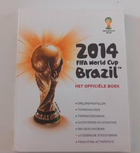 Boek WK Voetbal Brazilië 2014 World Cup Rode Duivels Voetbal, Ophalen of Verzenden, Zo goed als nieuw, Balsport