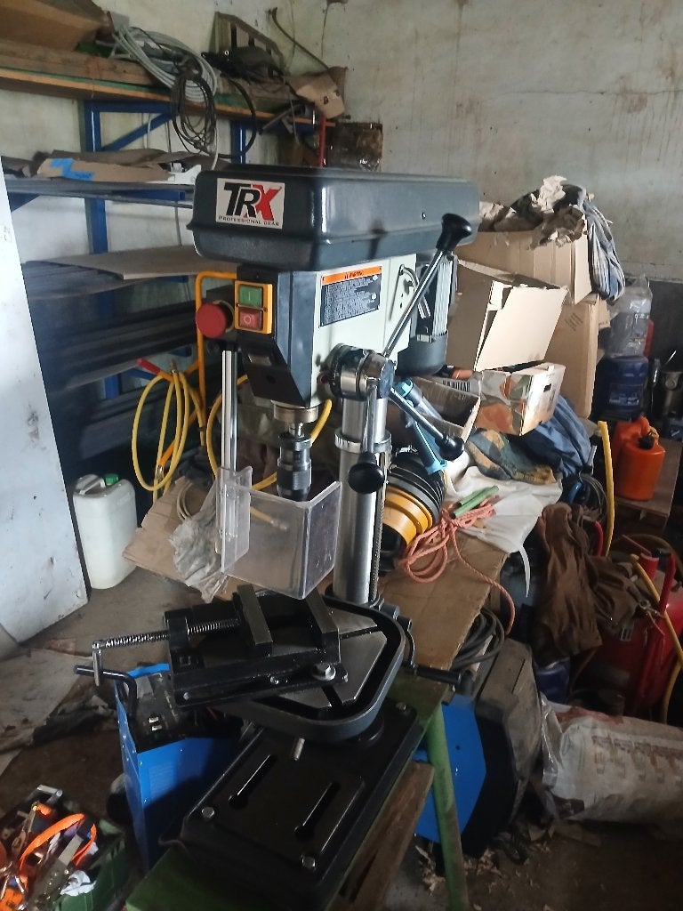 TRX Kolomboormachine DT18S zeer weinig gebruikt, Bricolage & Construction, Outillage | Foreuses, Enlèvement, Comme neuf, 600 watts ou plus