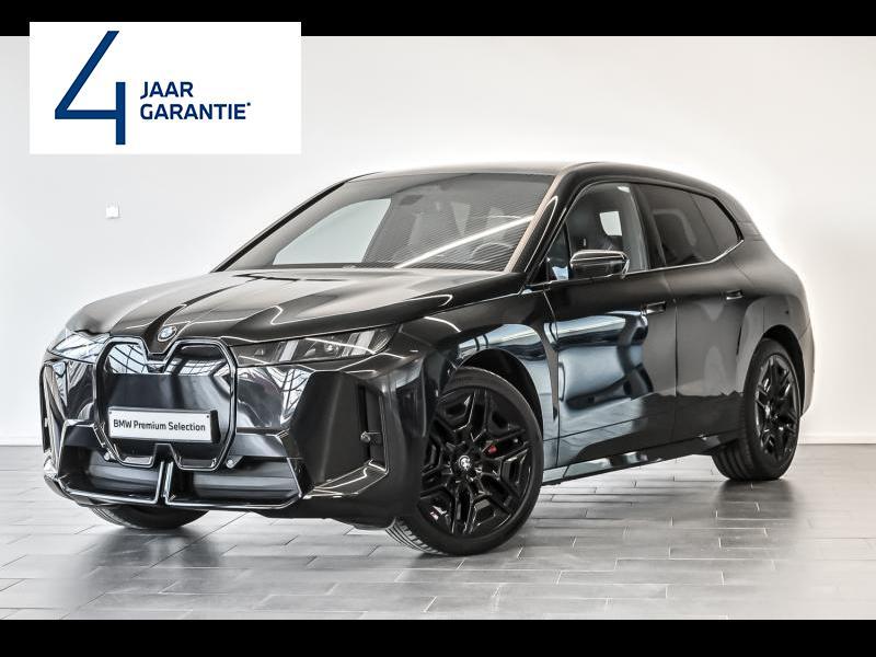 BMW iX xDrive45/M-Sport Pro/SkyLounge/Airsusp., Auto's, BMW, Automaat, 408 pk, Zwart, 5 deurs
