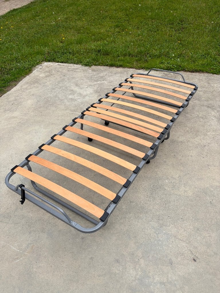 Opvouwbaar logeerbed met lattenbodem – zonder matras, Ophalen, Gebruikt, 90 cm, Eenpersoons