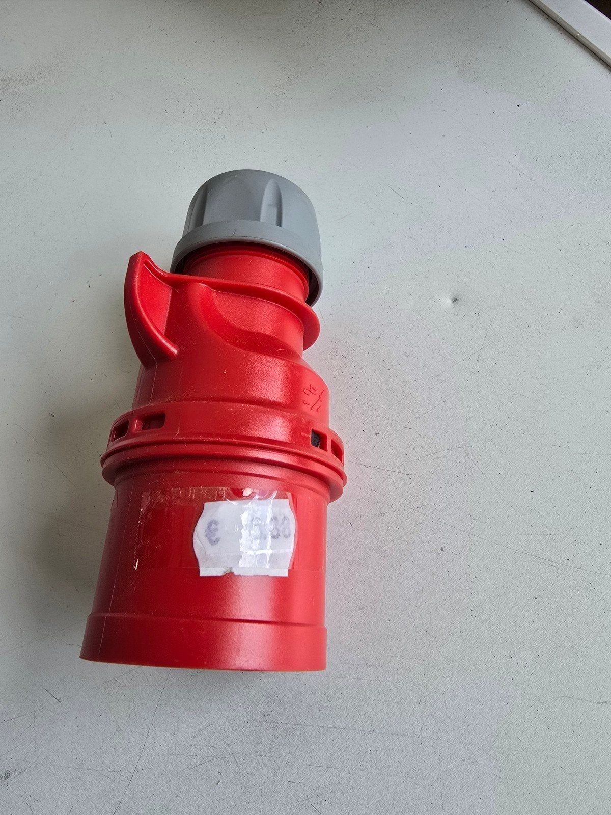 Stekers 32 amp aan 8.8€, Ophalen