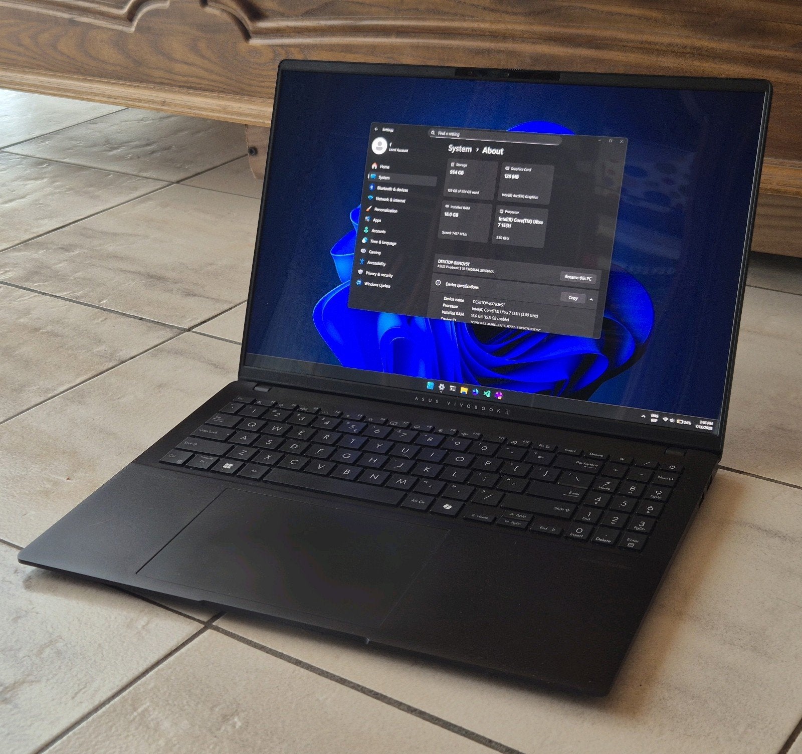 ASUS Vivobook S16 OLED S5606MA-MX095W, Computers en Software, Windows Laptops, Zo goed als nieuw, 16 inch, SSD, 4 Ghz of meer