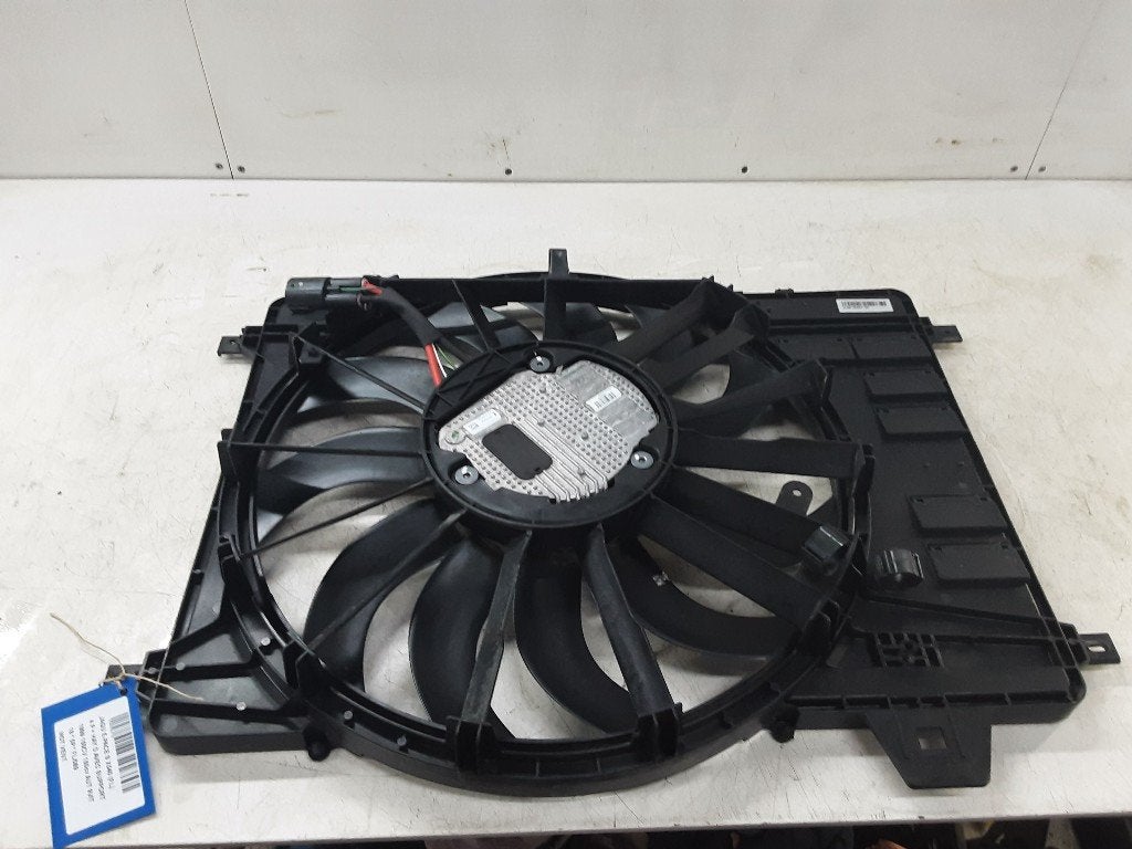VENTILATEUR RADIATEUR MOTEUR Jaguar E-Pace (GJ328C807BC), Autos : Pièces & Accessoires, Mevr. I. Hauben, Utilisé, Jaguar, Rue de l'Espoir 34 34
4030  GRIVEGNÉE, BE